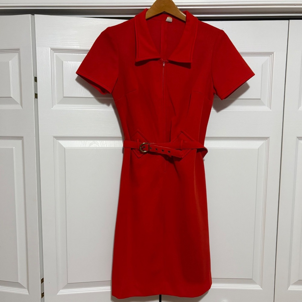 Vintage Zip Front Belted Shift Dress Womens Red Size M Mod 70s 60s Fall Core